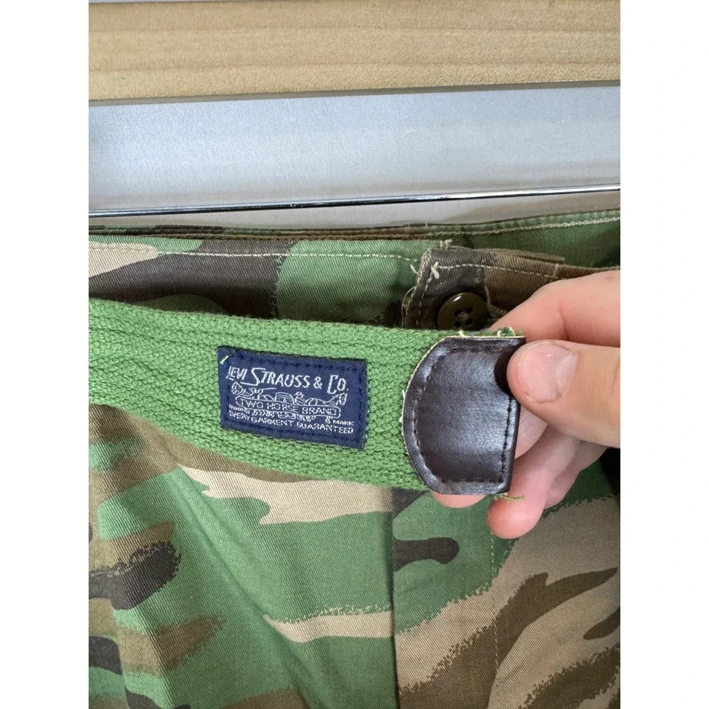Levis Mens Camo Cargo Shorts Green Woodland‎ Camouflage with Belt W44 PC9-23243